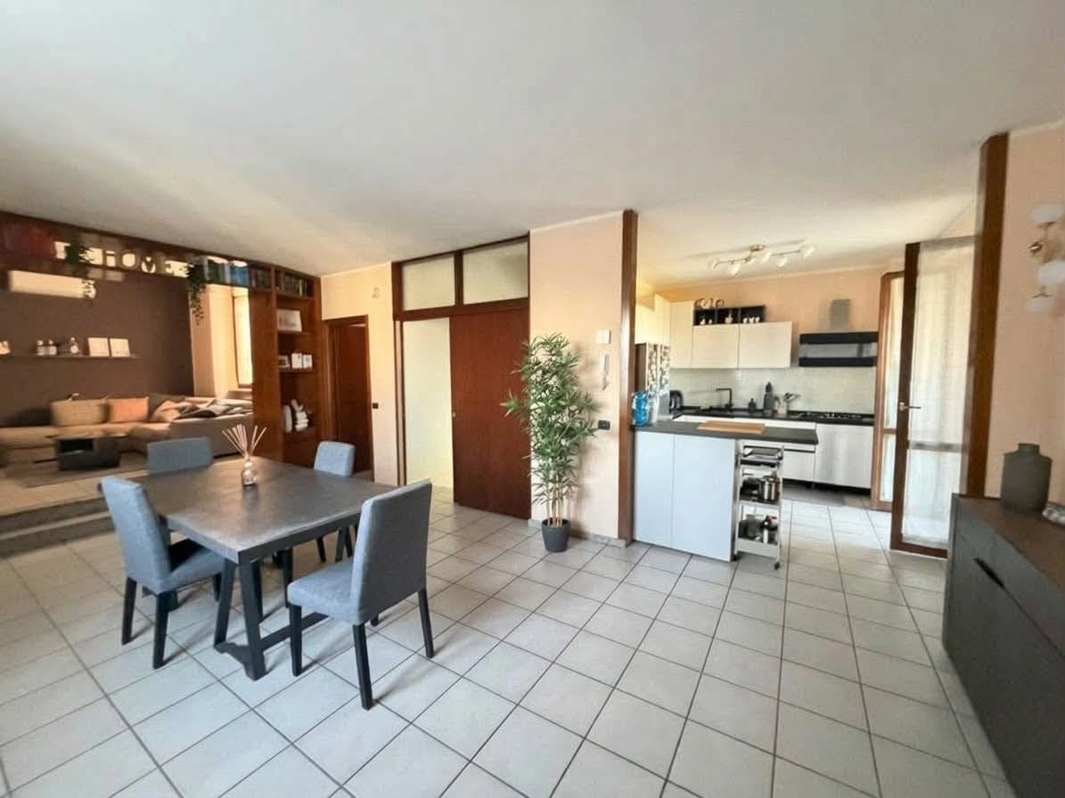 Villa con giardino a Bosnasco