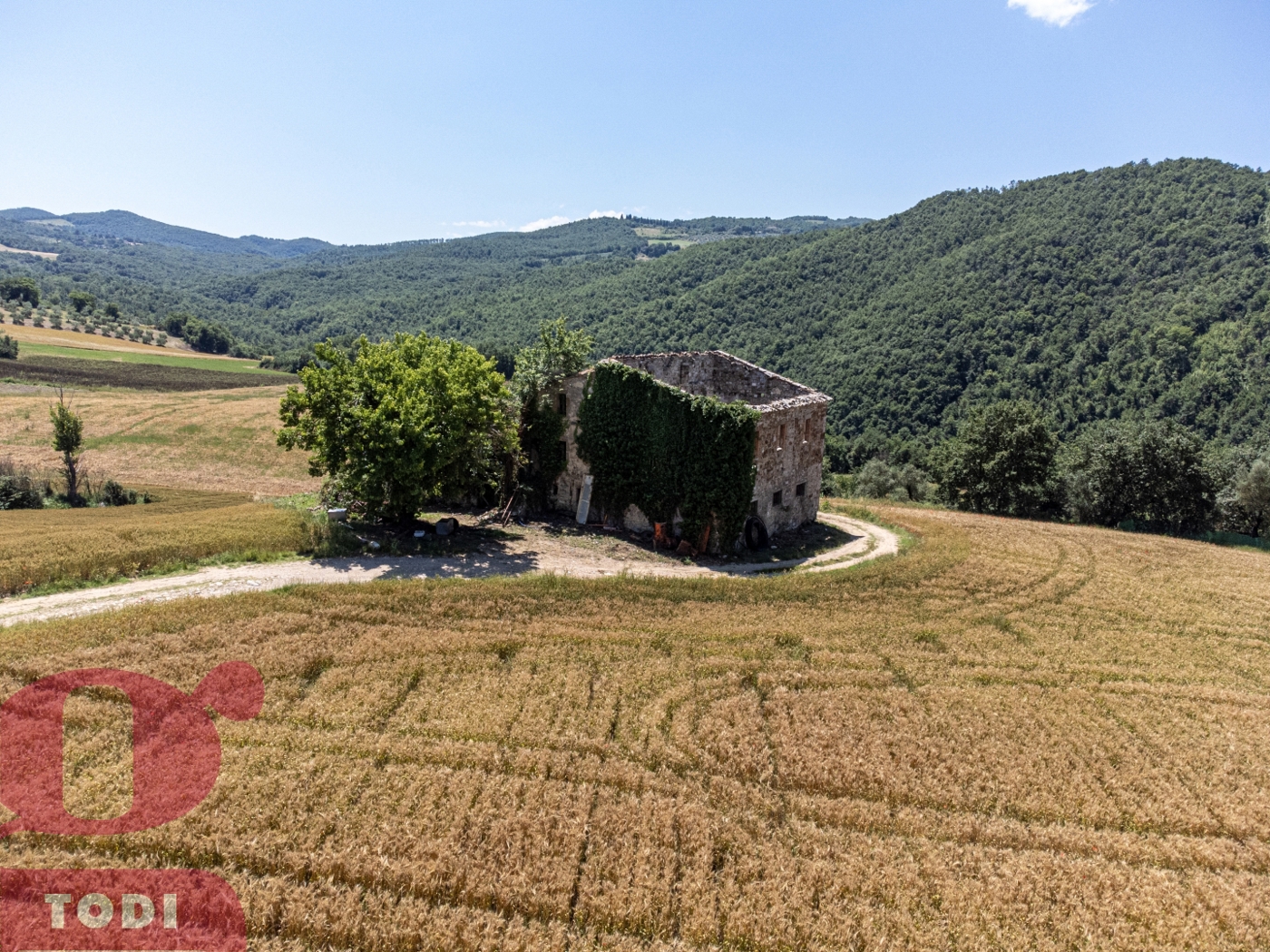 Rustico in vendita a Todi