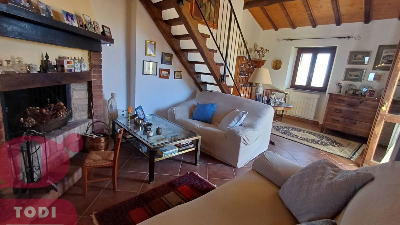 Appartamento in vendita a Todi