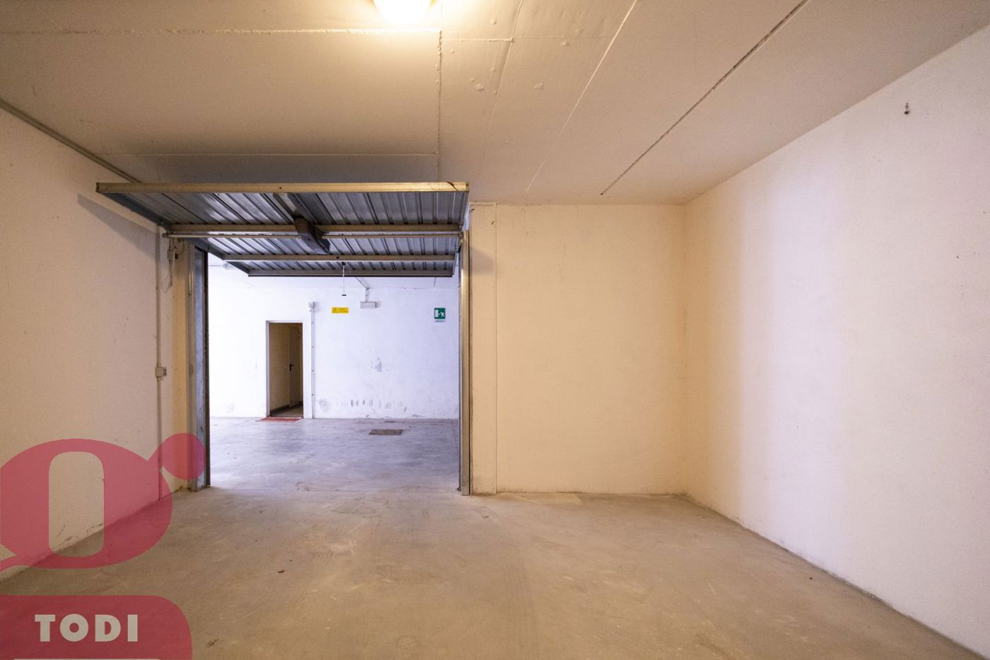 Box/Garage 24mq in vendita a Todi
