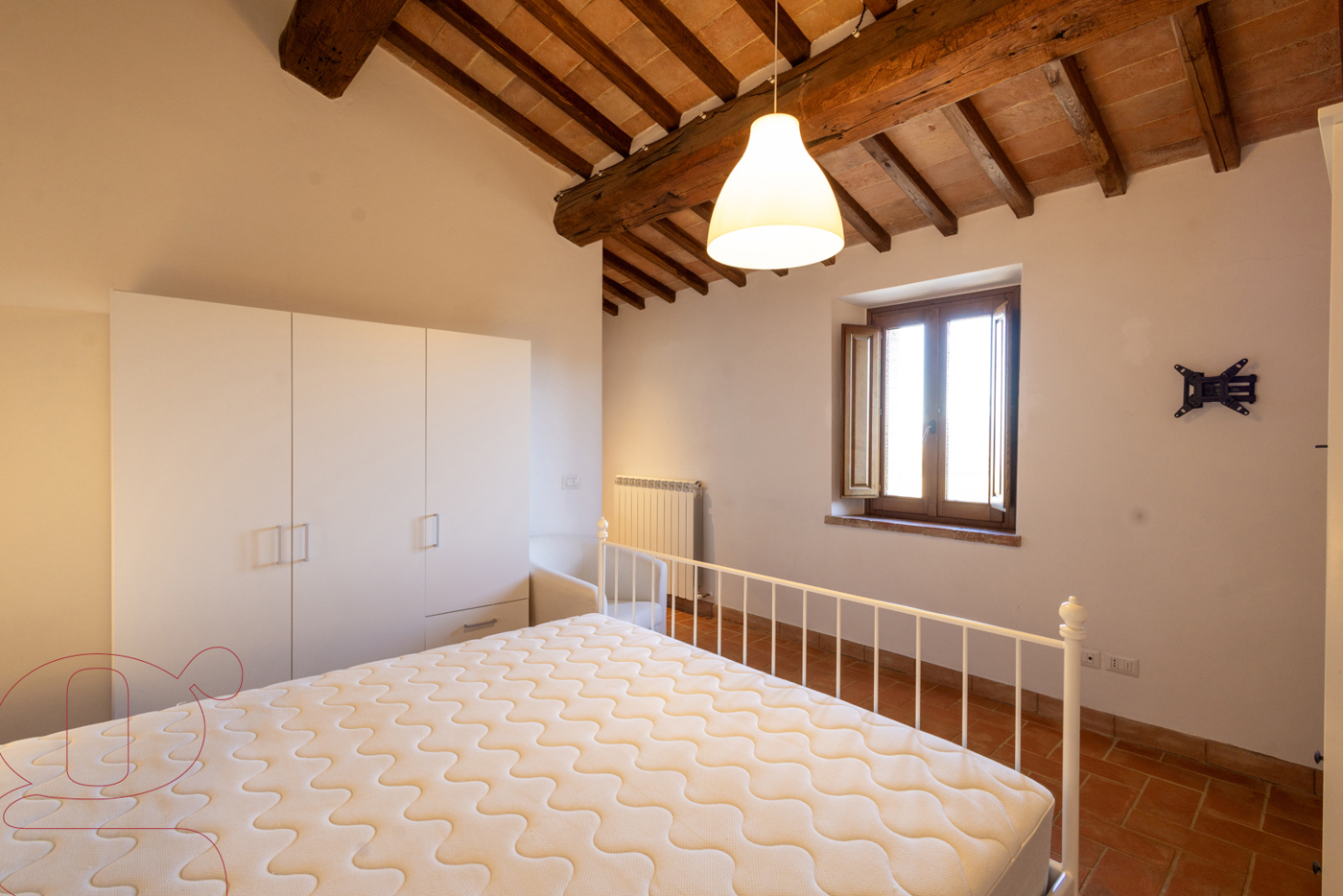 Appartamento con box a Todi