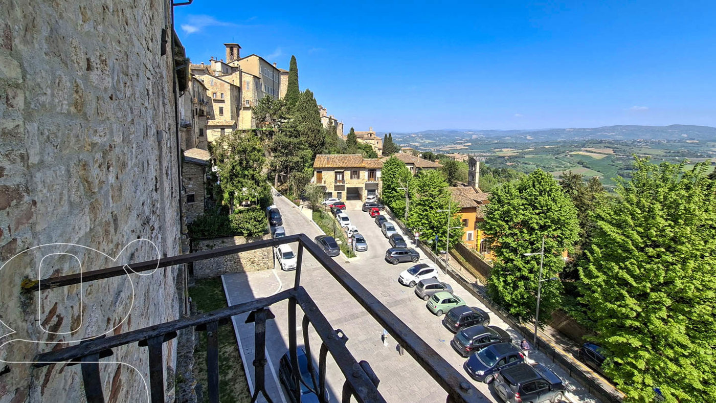 Appartamento in vendita a Todi
