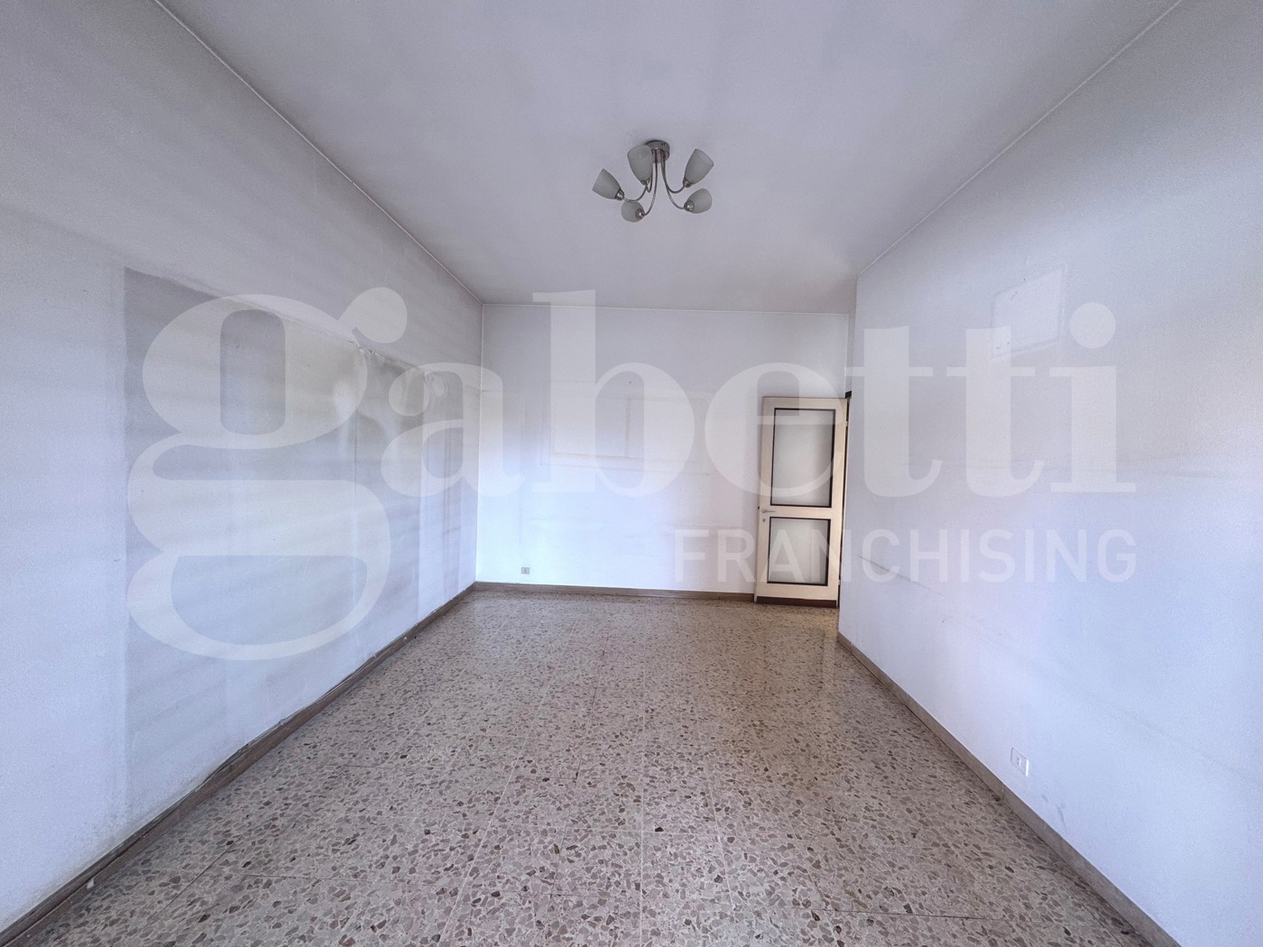 Bilocale da ristrutturare a Trezzano sul Naviglio