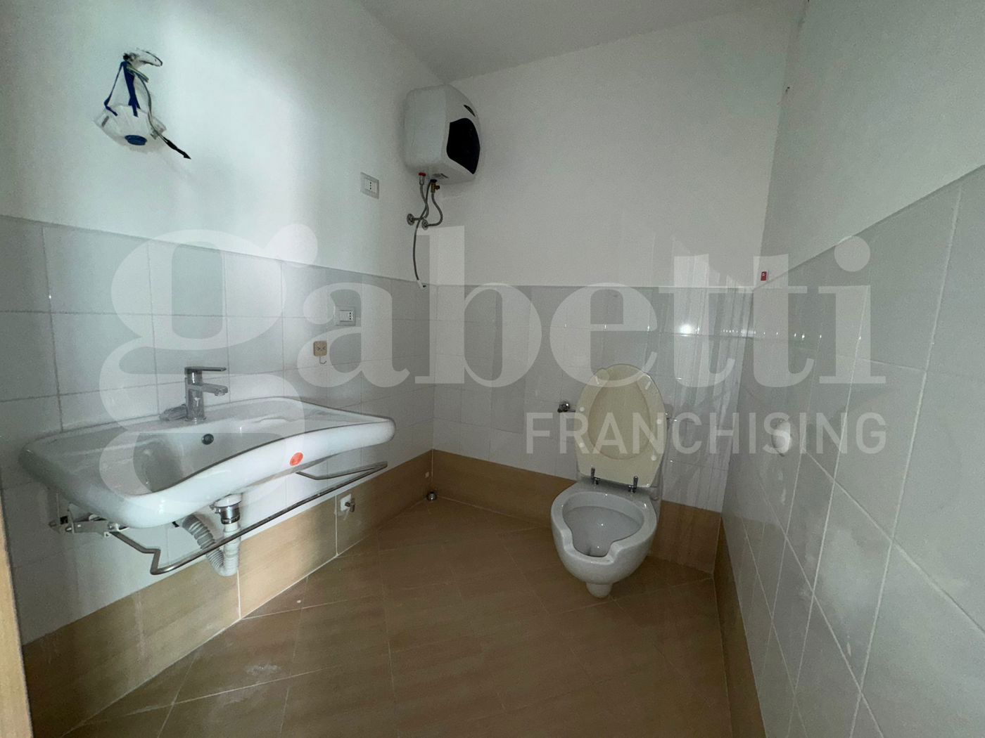 Ufficio ristrutturato a Corsico