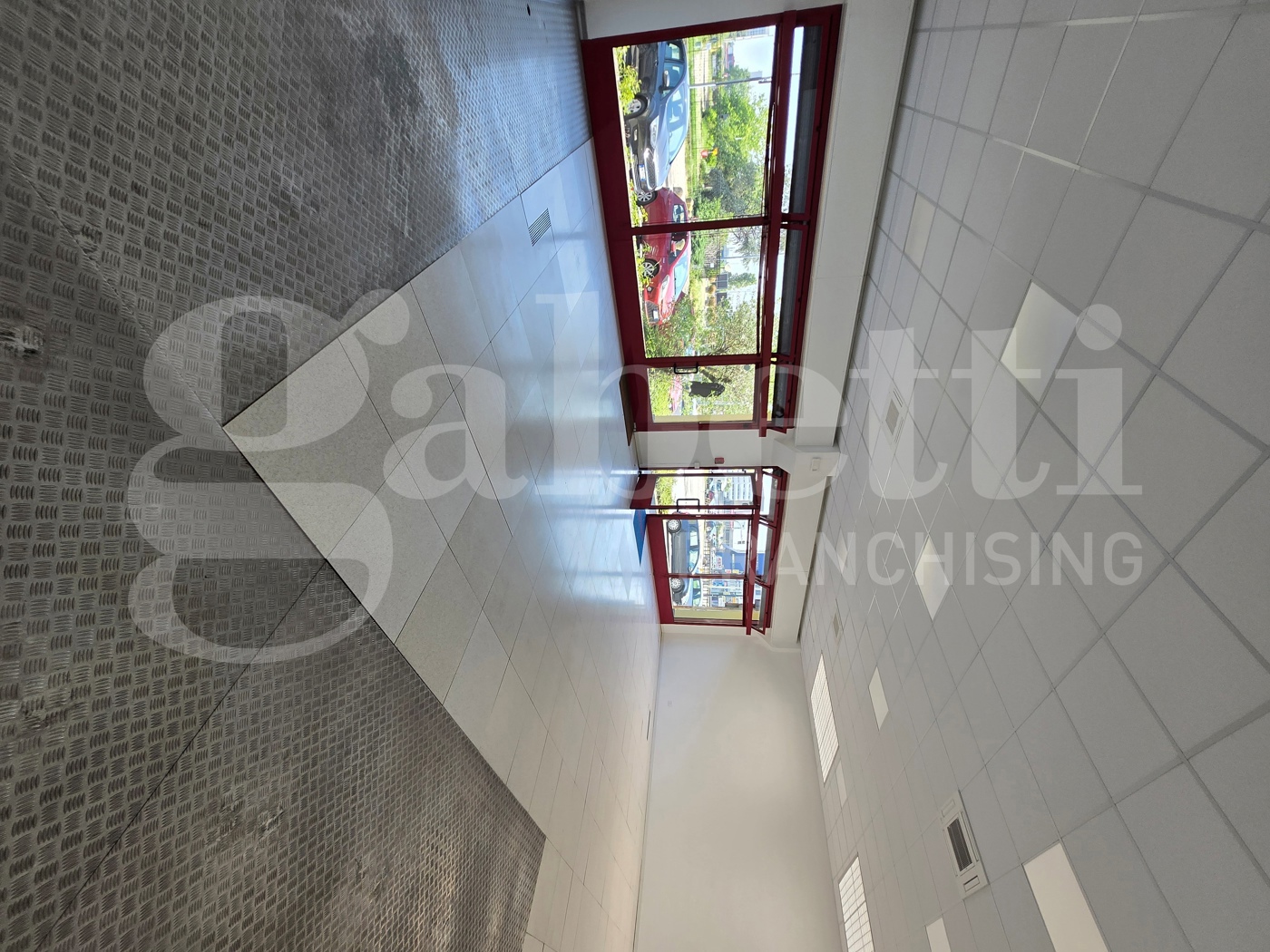 Negozio in affitto a Trezzano sul Naviglio