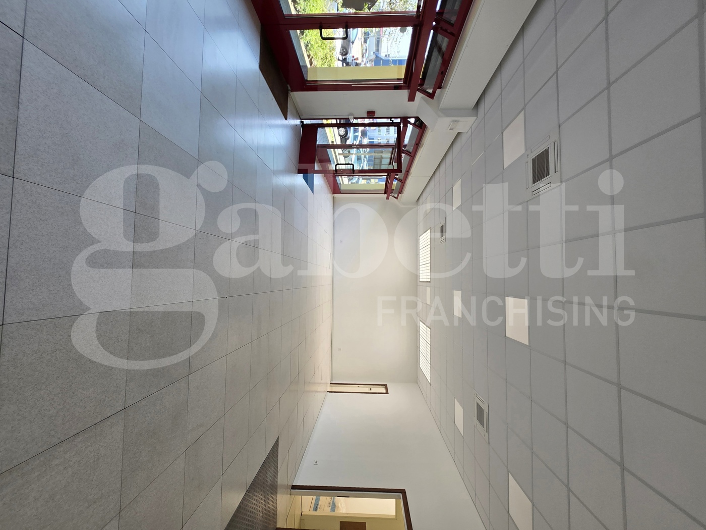 Negozio in affitto a Trezzano sul Naviglio