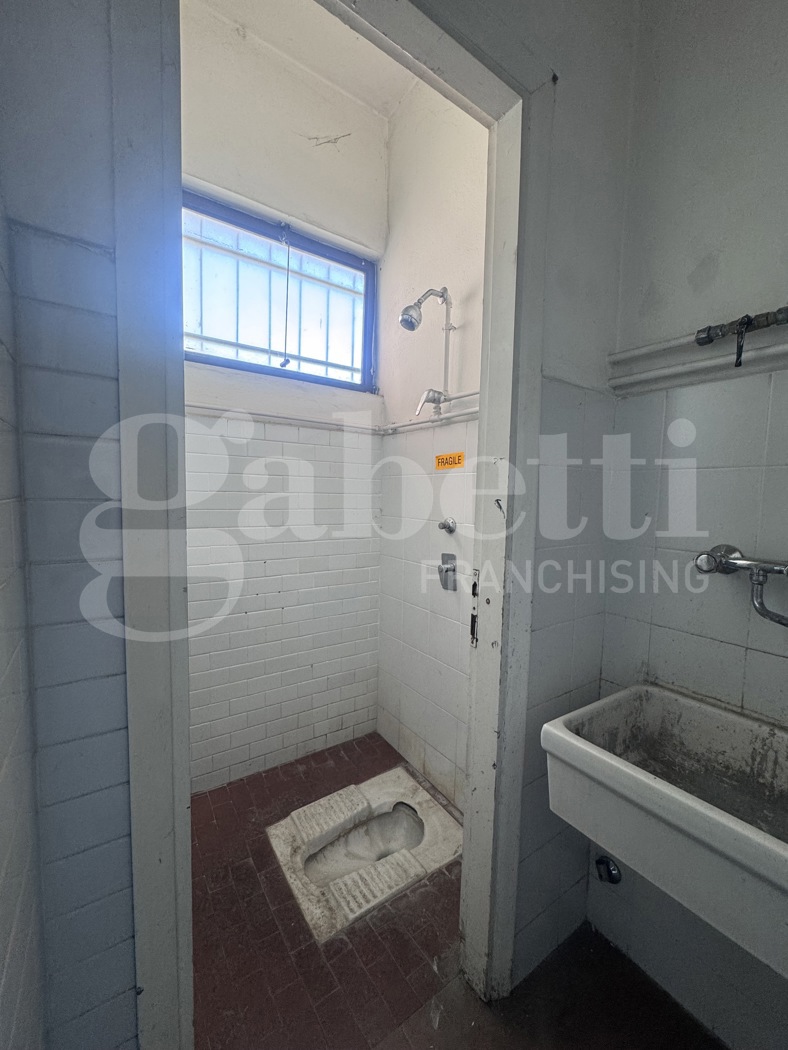 Capannone in affitto a Trezzano sul Naviglio