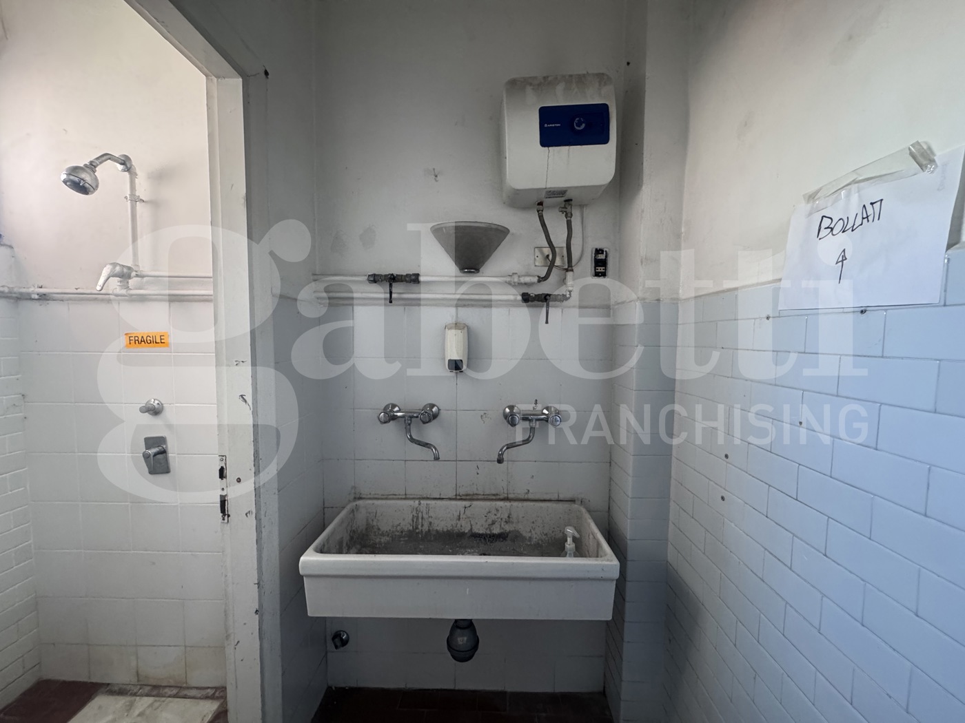 Capannone in affitto a Trezzano sul Naviglio