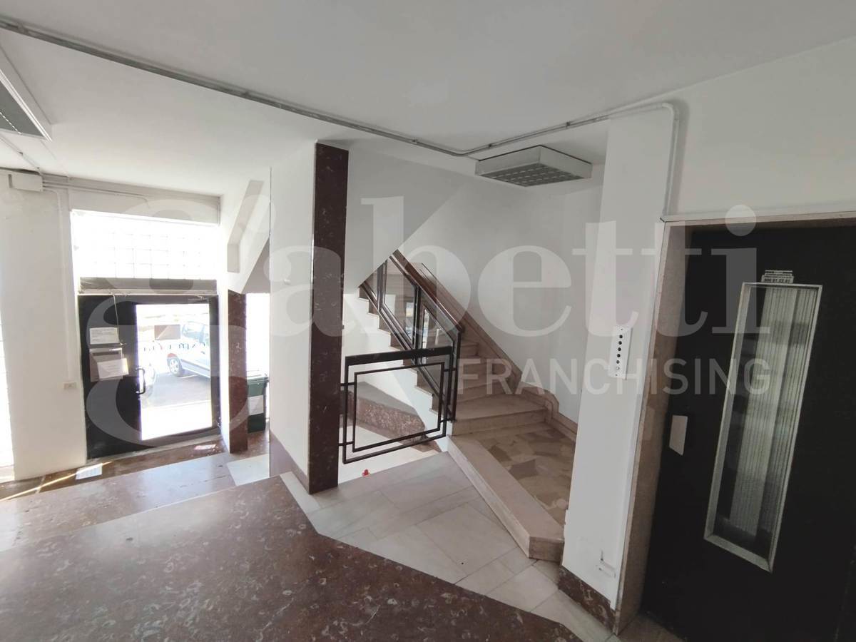 Ufficio in affitto a Trezzano sul Naviglio