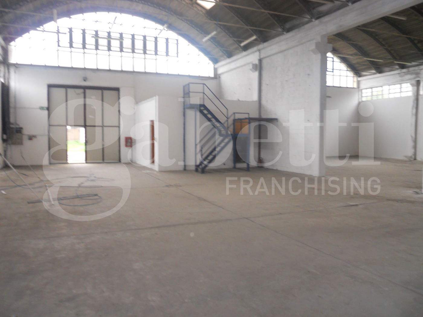 Capannone in affitto a Trezzano sul Naviglio