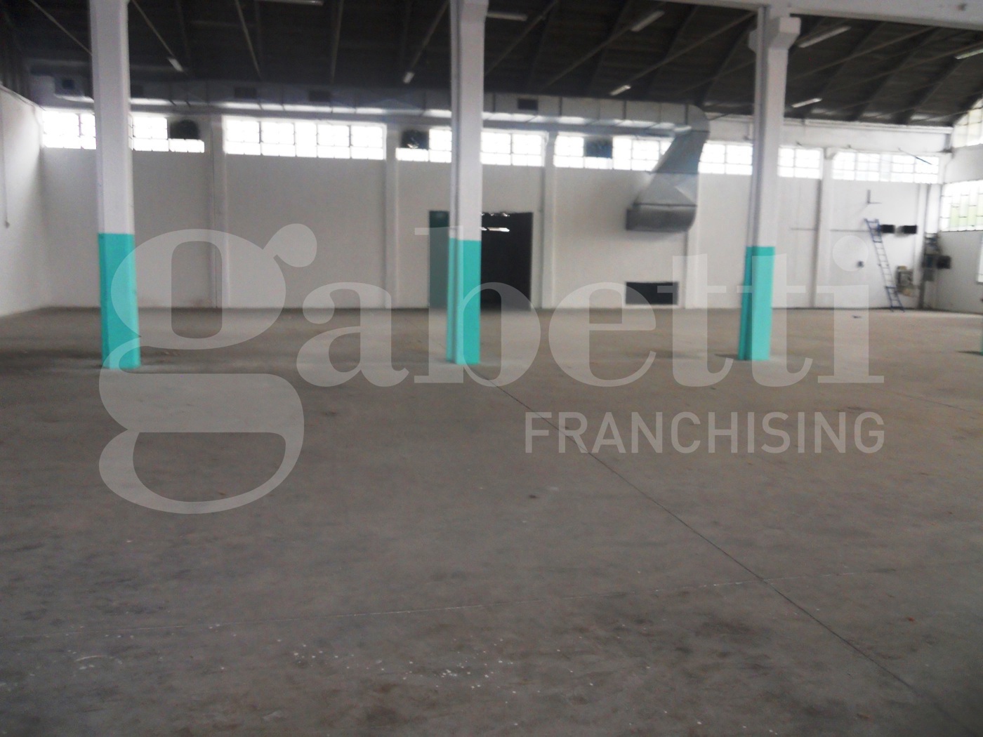 Capannone in affitto a Trezzano sul Naviglio