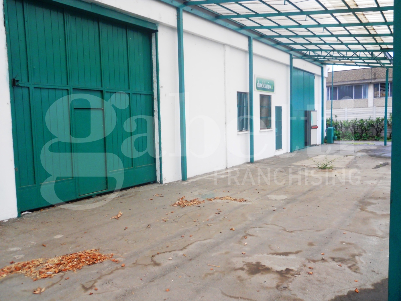 Capannone in affitto a Trezzano sul Naviglio