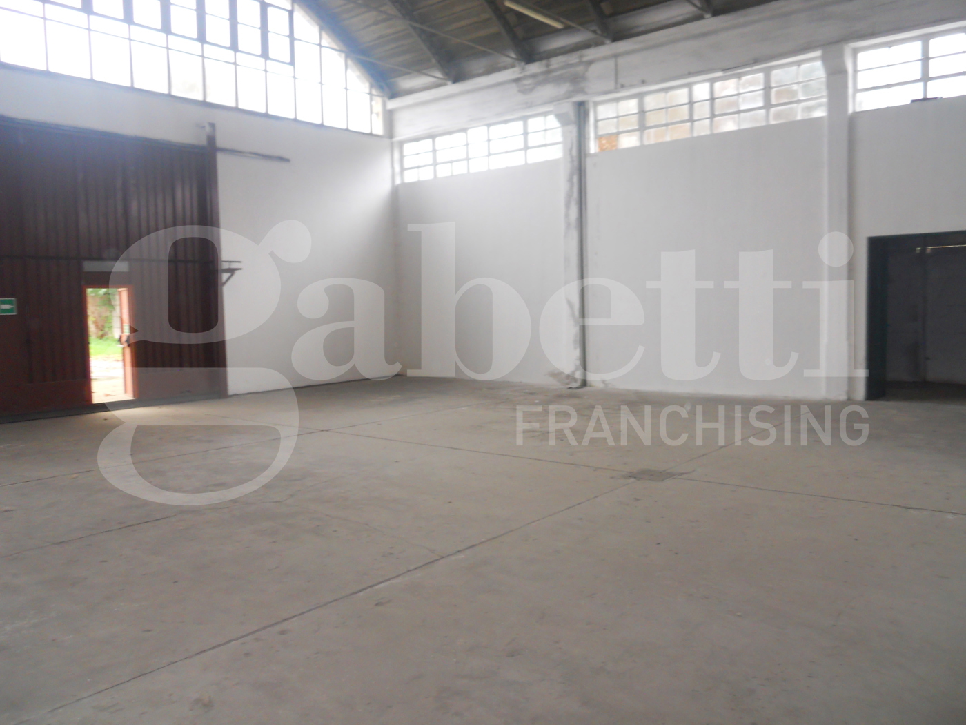 Capannone in affitto a Trezzano sul Naviglio