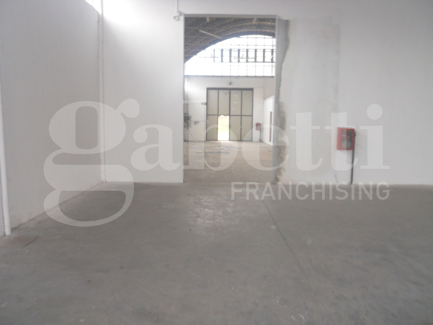 Capannone in affitto a Trezzano sul Naviglio