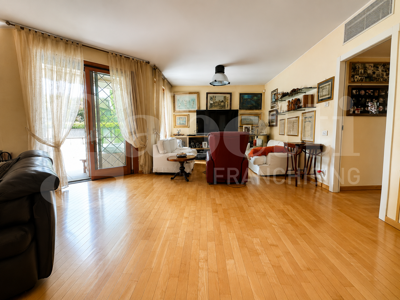 Villa in vendita a Trezzano sul Naviglio