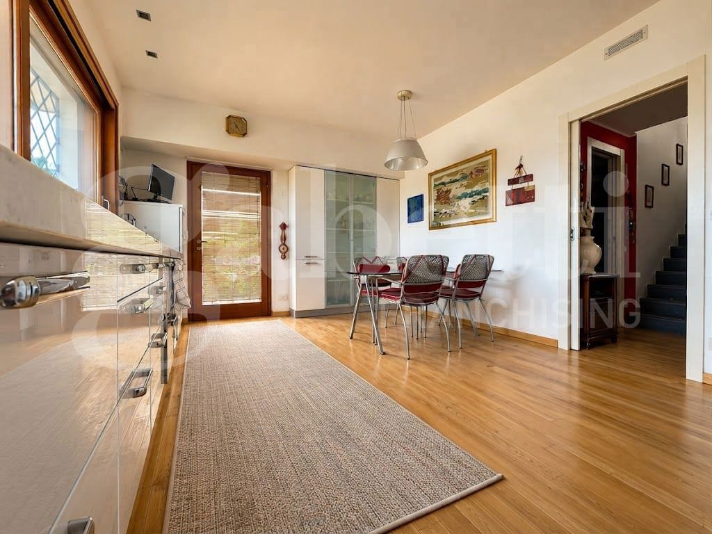 Villa in vendita a Trezzano sul Naviglio