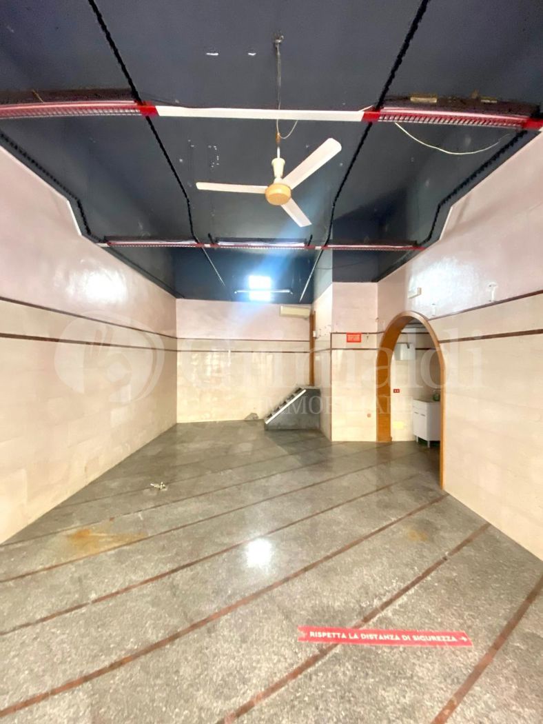 Negozio da ristrutturare a Tuglie