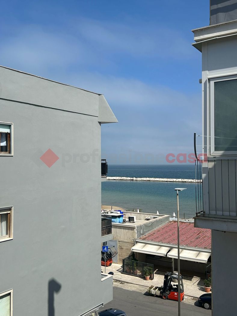Trilocale vista mare a Bari
