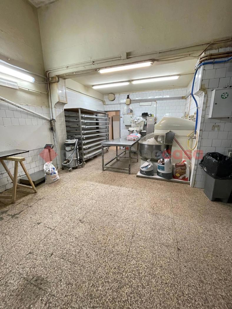 Negozio in vendita a Bari