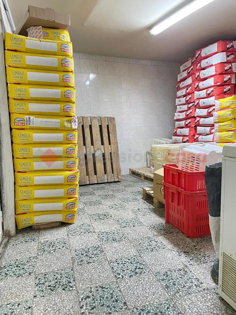 Negozio in vendita a Bari