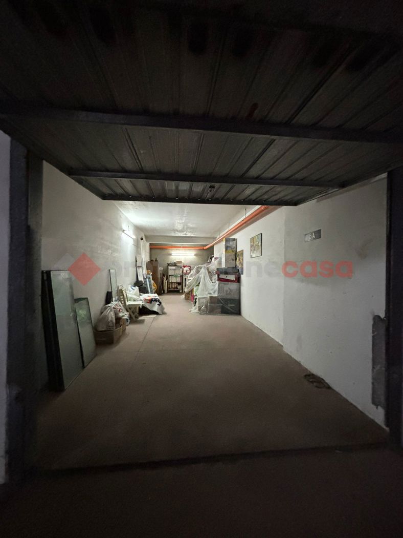 Box/Garage 36mq in vendita a Bari