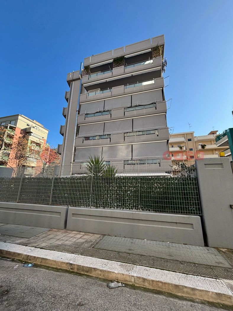 Box/Garage 27mq in vendita a Bari