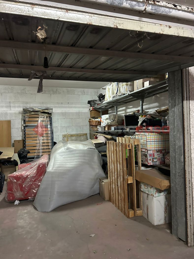 Box/Garage 21mq in vendita a Bari