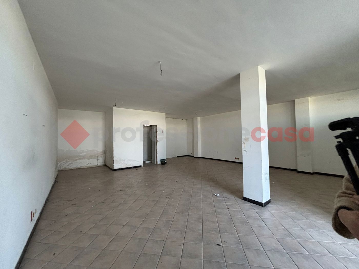 Negozio in affitto a Bari