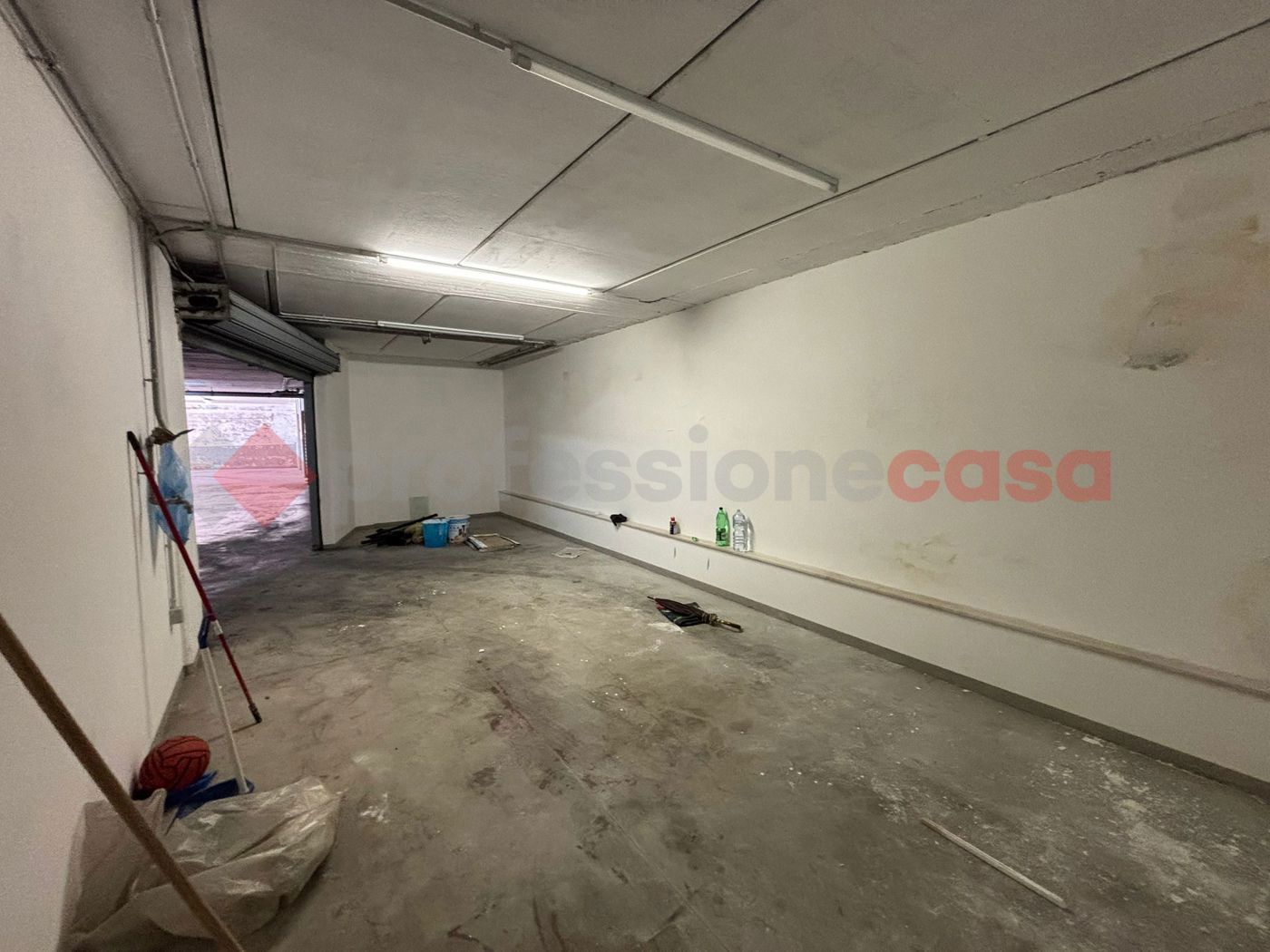 Box/Garage 31mq in vendita a Bari