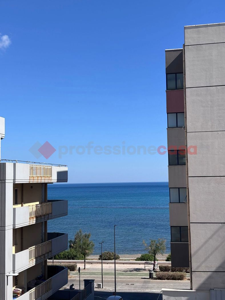 Trilocale da ristrutturare a Bari