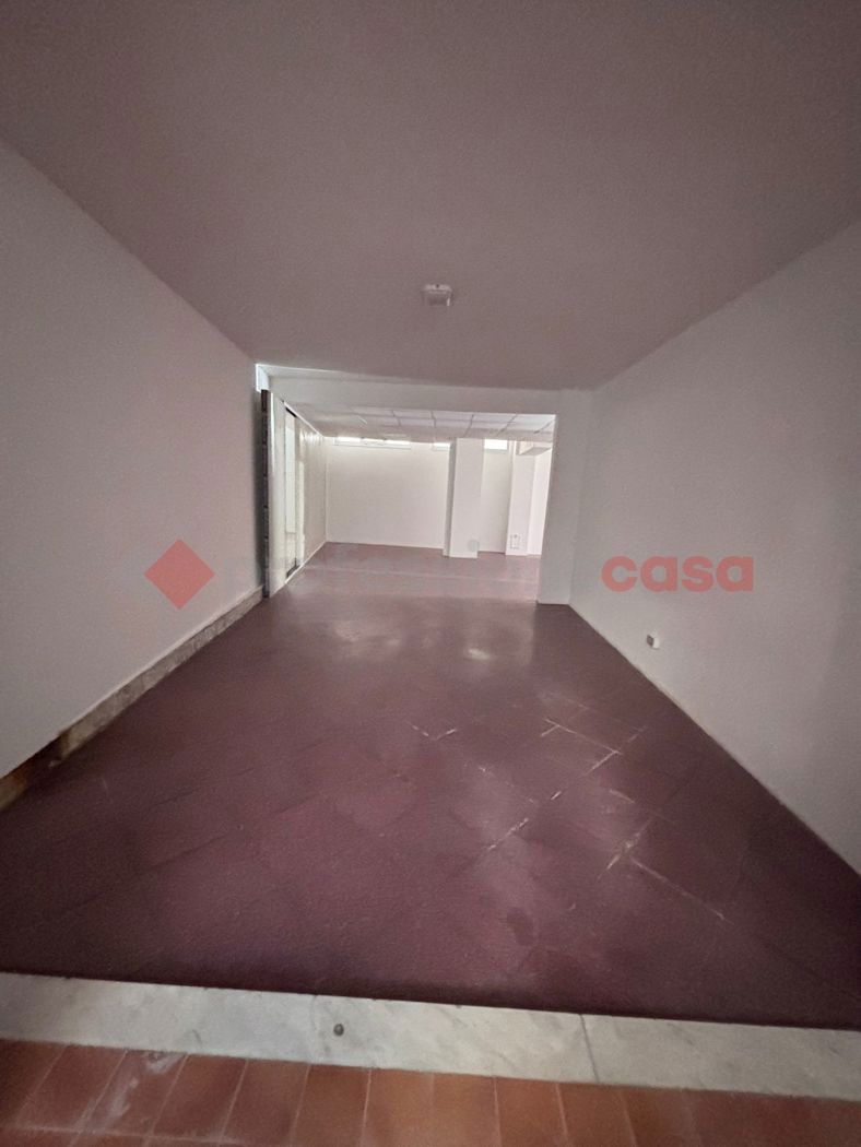 Negozio in affitto a Bari