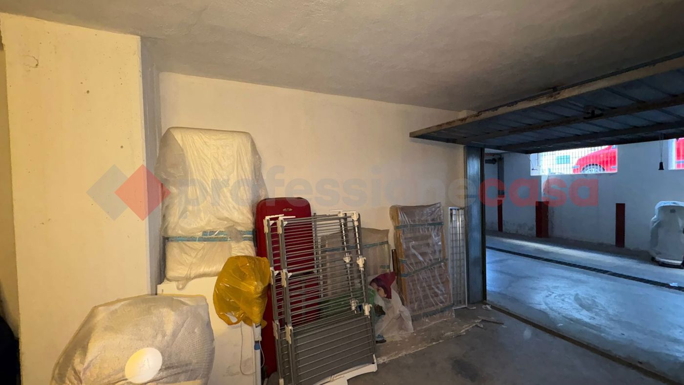 Box/Garage 18mq in vendita a Bari