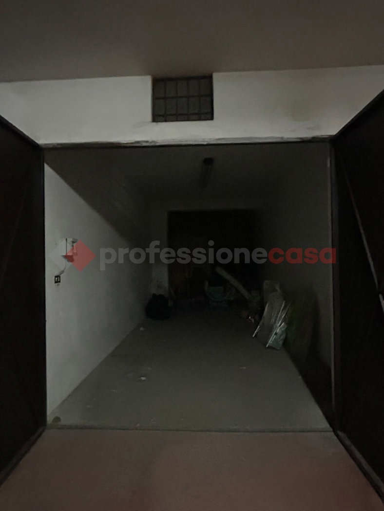Box/Garage 19mq in vendita a Bari
