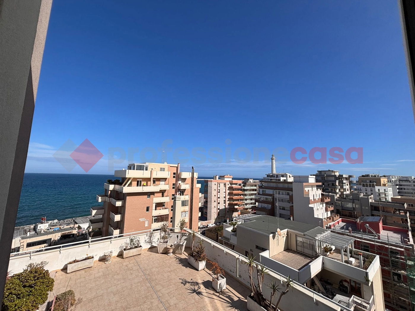 Bilocale vista mare a Bari