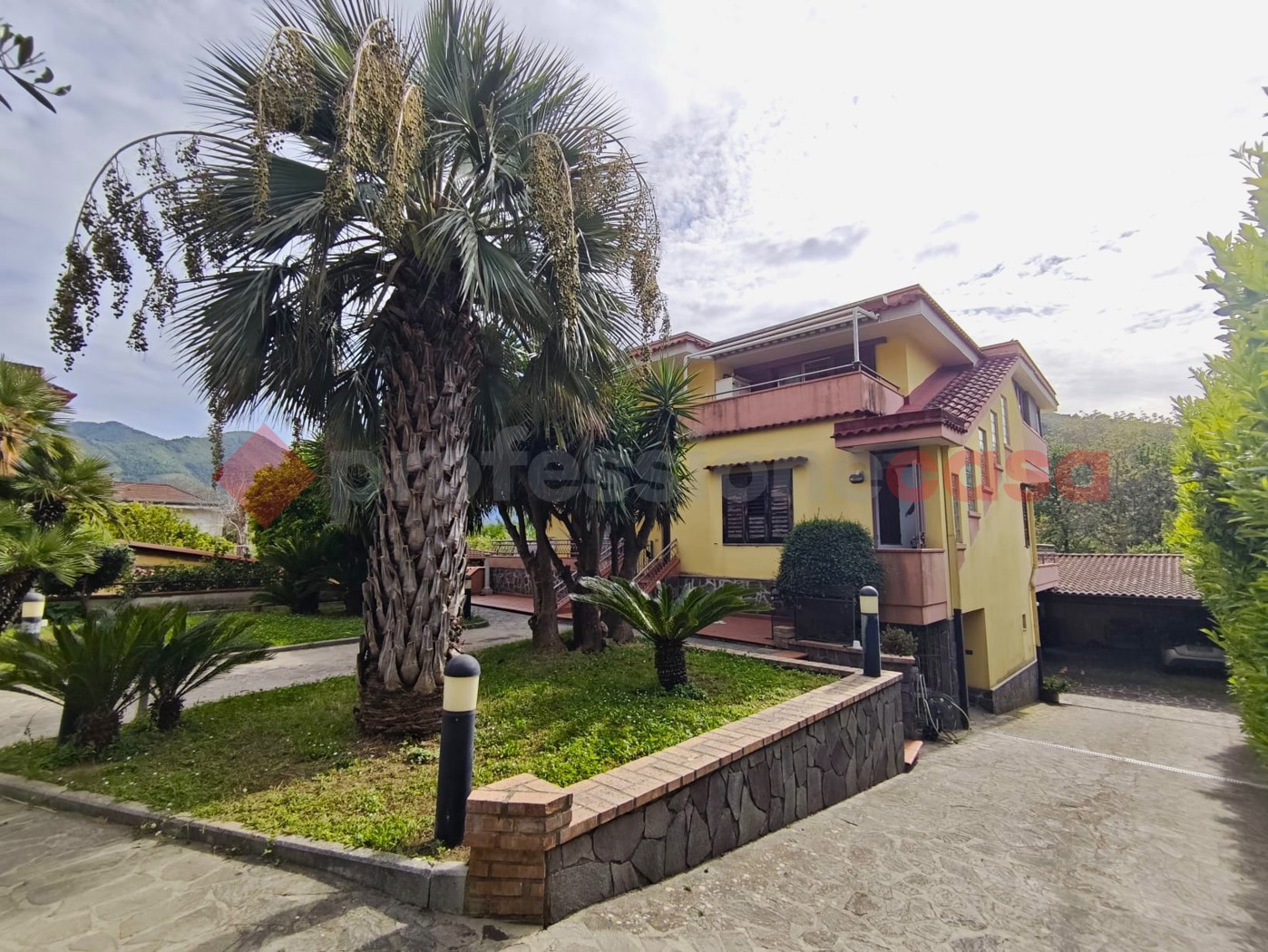 Villa Bifamiliare in vendita a Castel San Giorgio