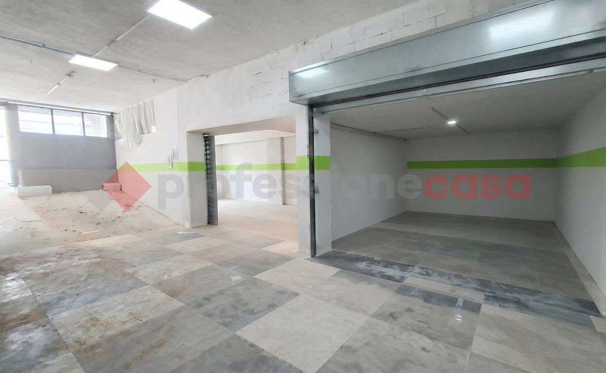Box/Garage 40mq in vendita a Castel San Giorgio
