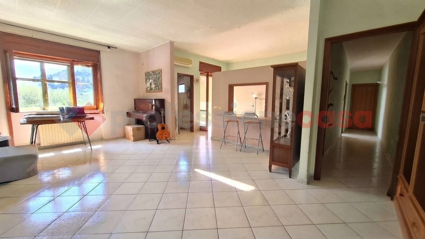 Appartamento in vendita a Roccapiemonte