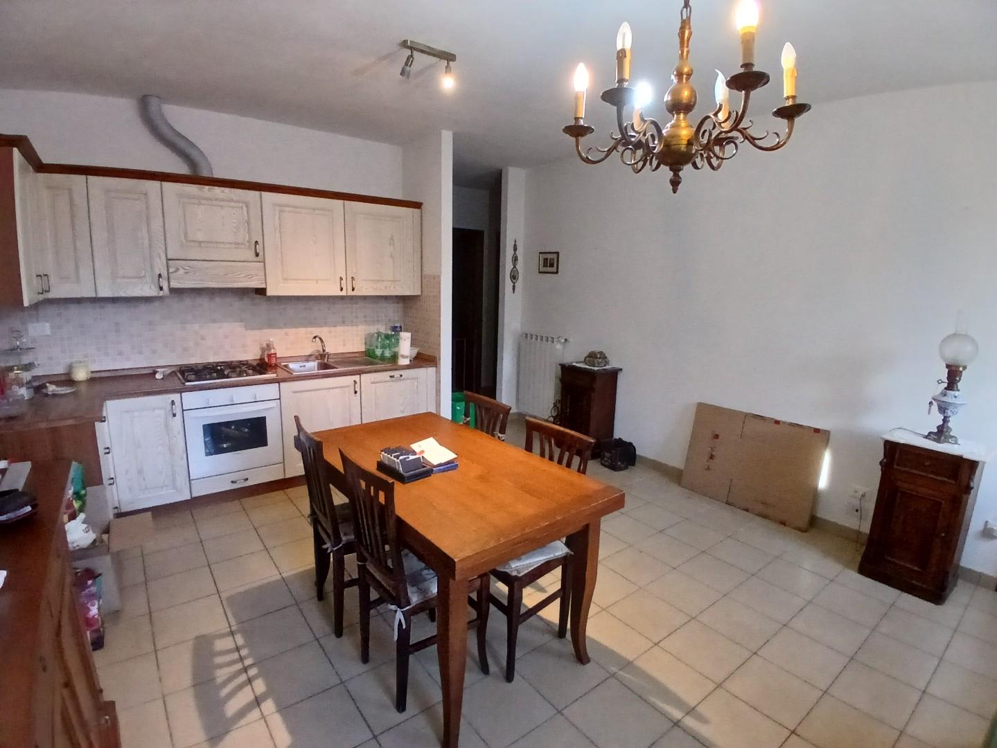 Trilocale in vendita, Calcinaia fornacette