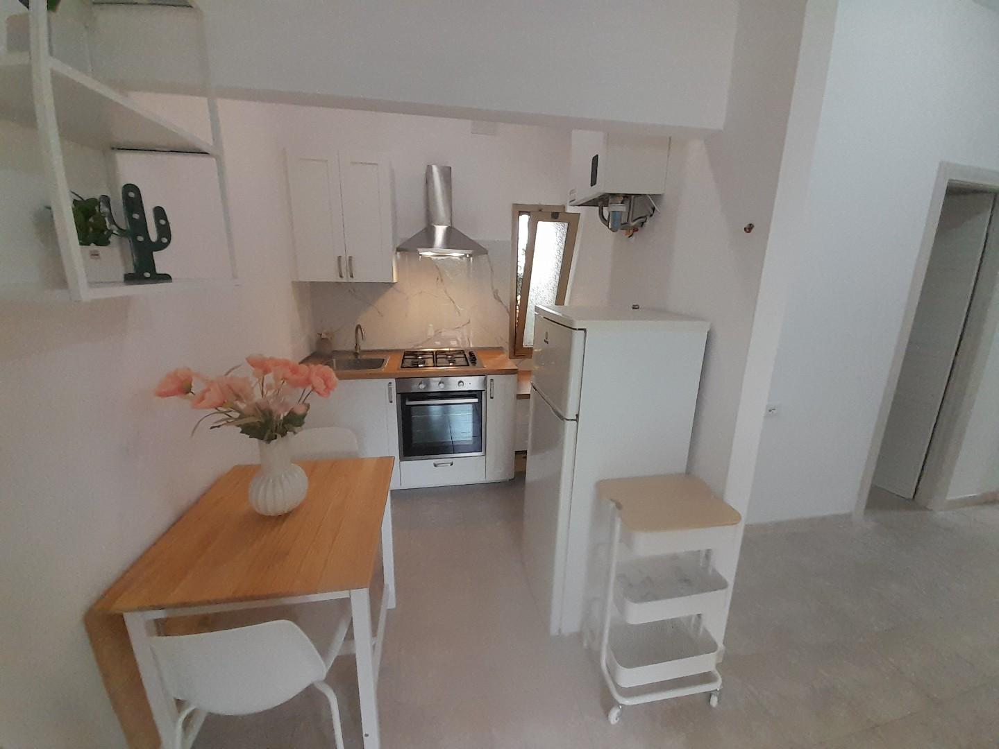 Bilocale arredato in affitto, Pisa stazione