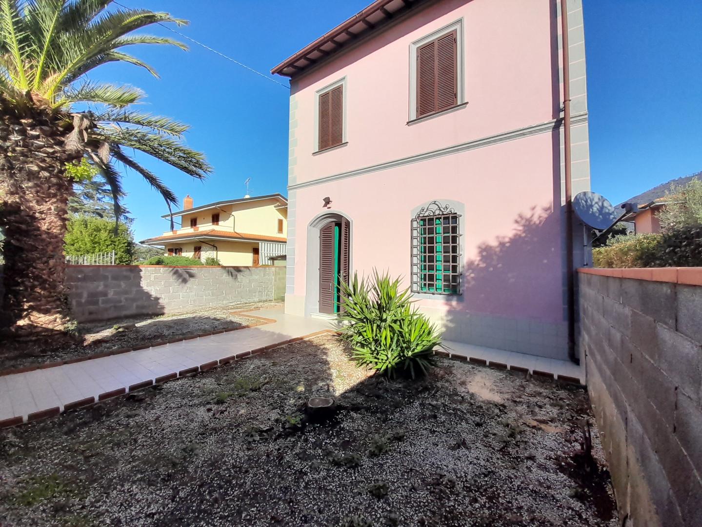 Villa con giardino, San Giuliano Terme colognole