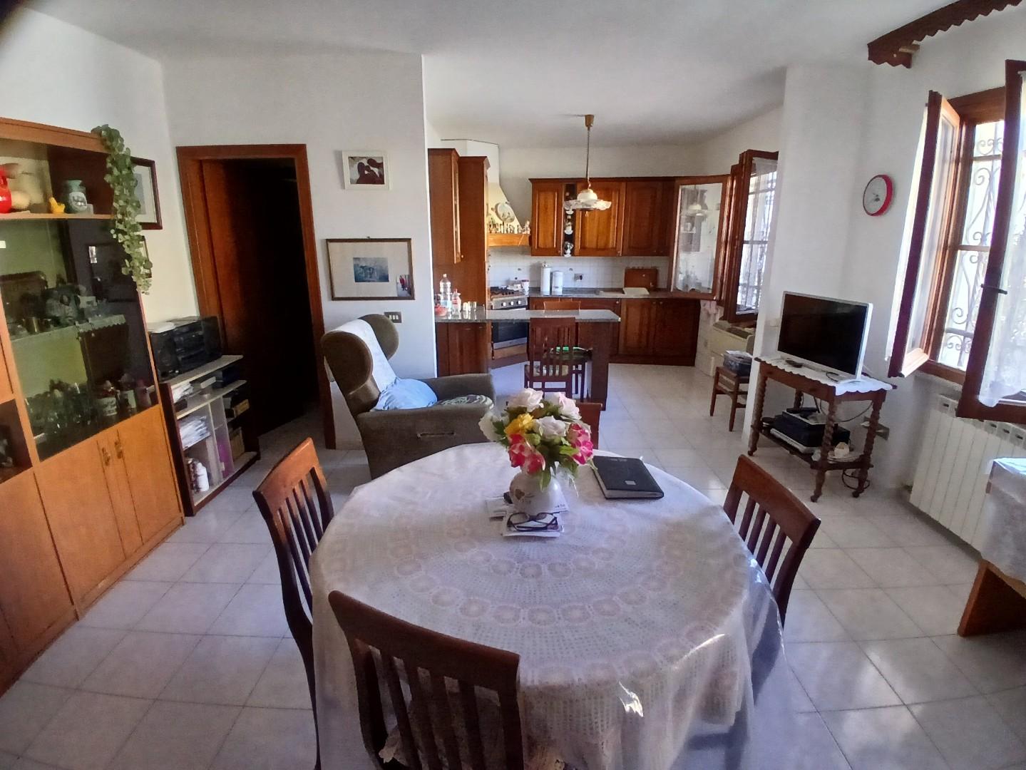 Casa indipendente con giardino a Vecchiano
