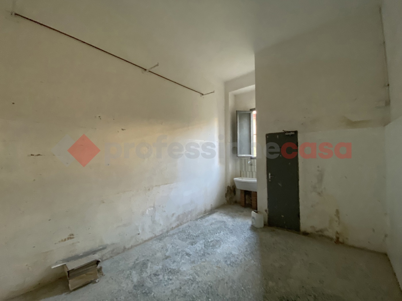 Negozio in vendita a Livorno