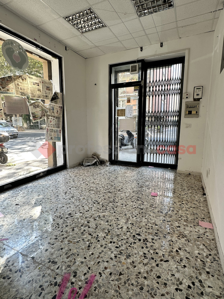 Negozio in affitto a Livorno