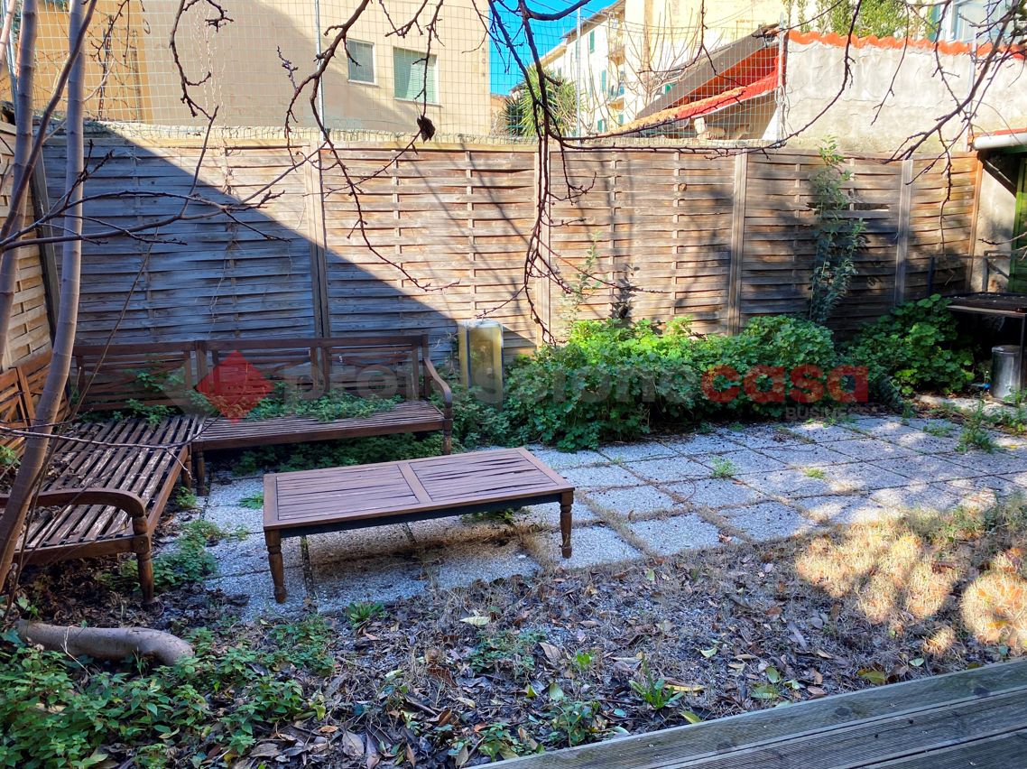 Negozio in vendita a Livorno