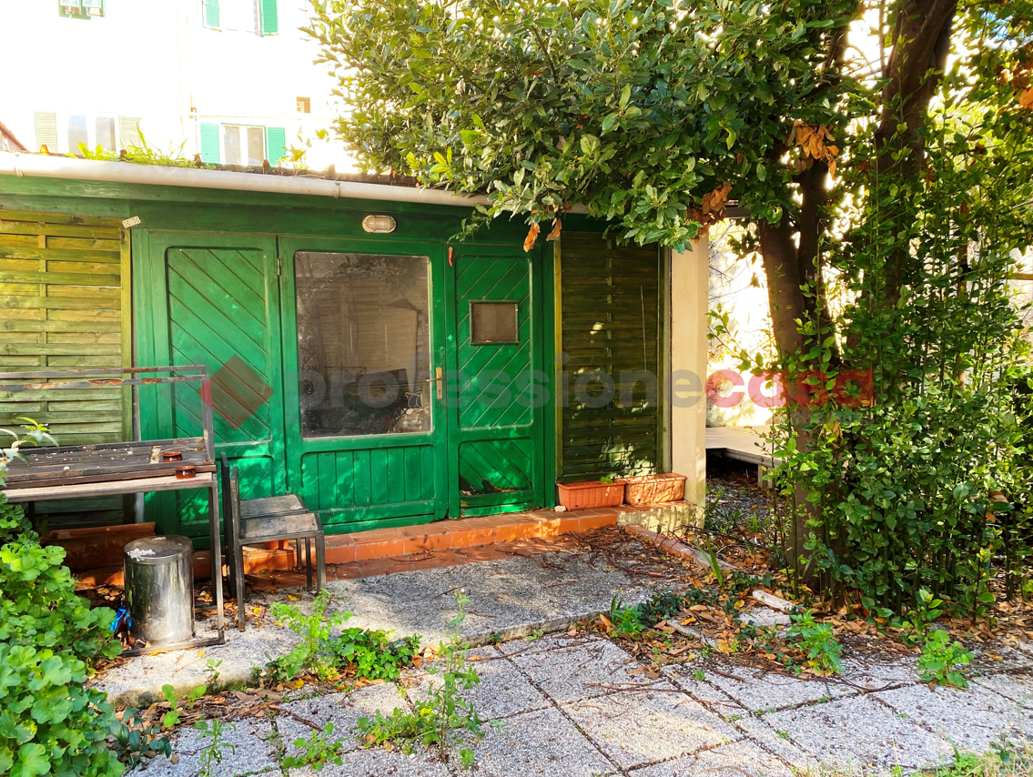 Negozio in vendita a Livorno