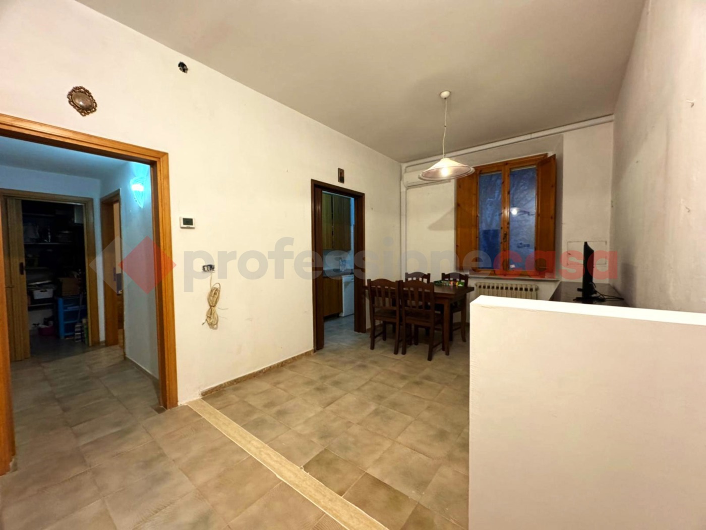 Trilocale da ristrutturare a Livorno