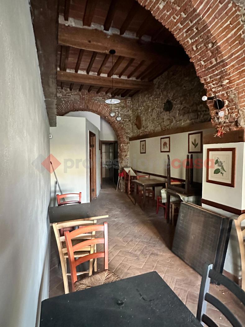 Negozio in affitto a Livorno