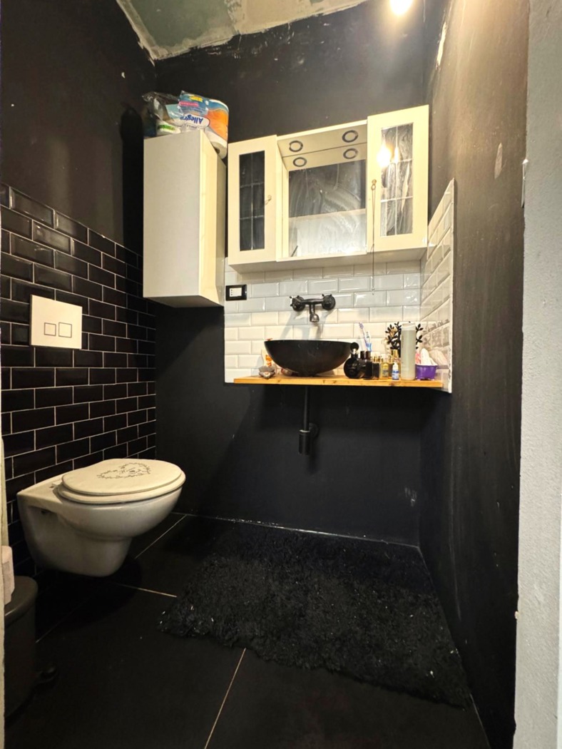 Appartamento in vendita a Livorno