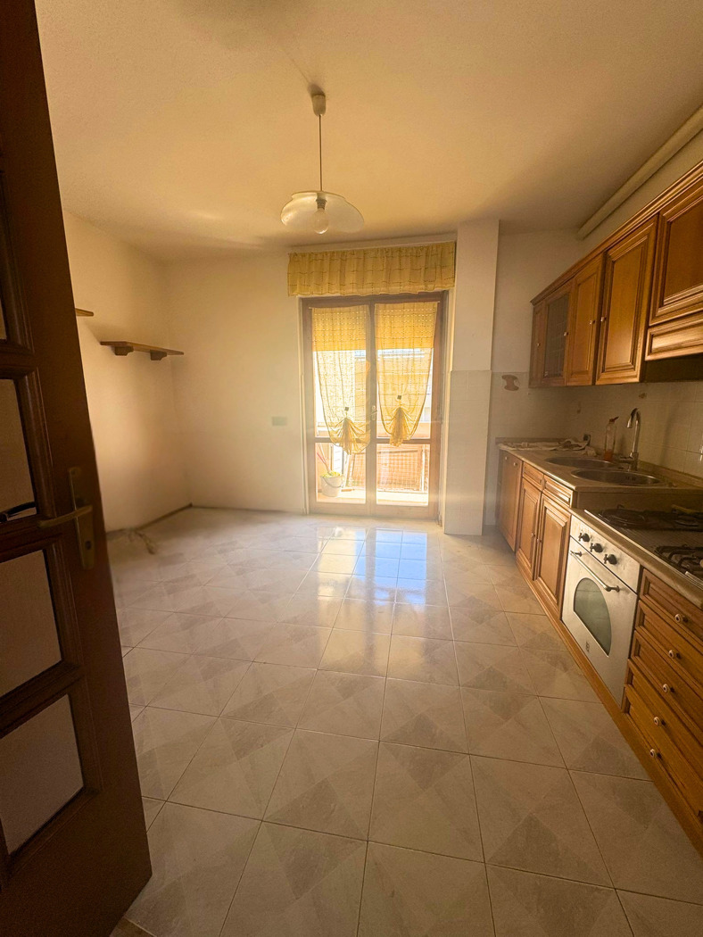 Appartamento in vendita a Livorno