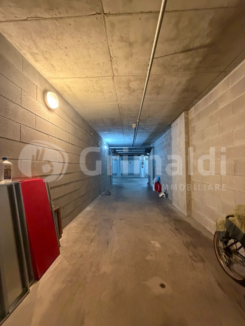Box/Garage 25mq in vendita a Milano